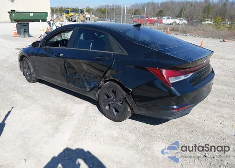 2021 Hyundai Elantra Sel z USA, uszkodzony, nr VIN 5NPLS4AG9MH037762